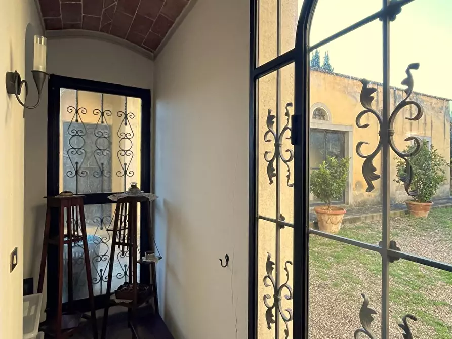 Immagine 14 di Villa in vendita  a San Miniato