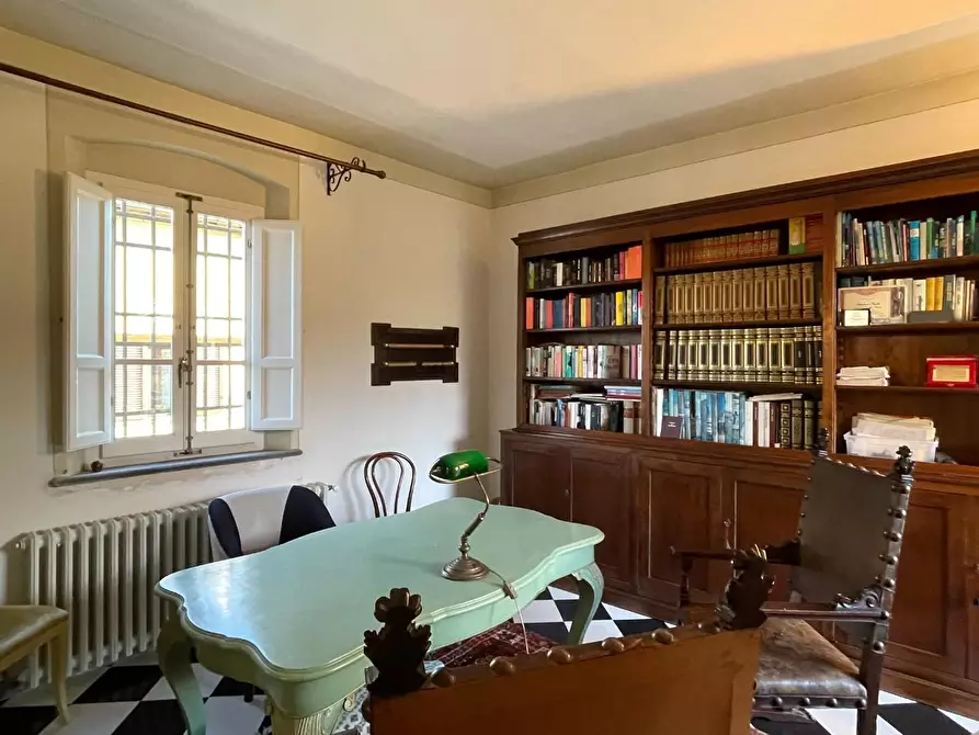 Immagine 12 di Villa in vendita  a San Miniato