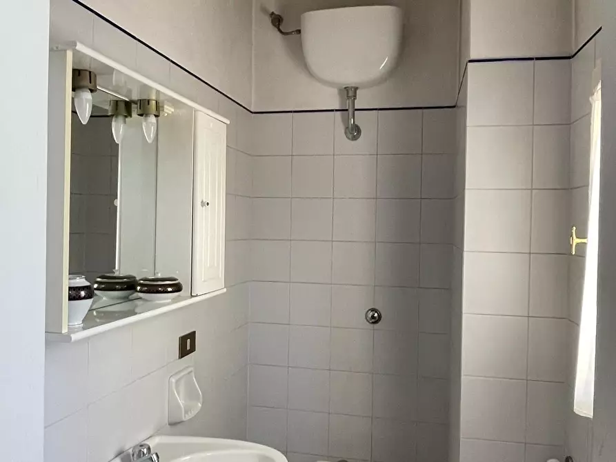 Immagine 25 di Villa in vendita  a San Miniato