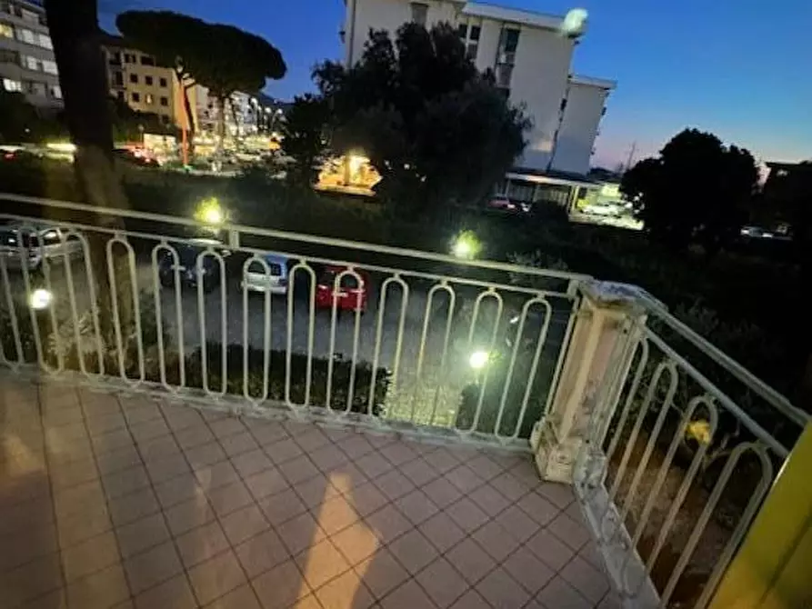 Immagine 22 di Villetta a schiera in vendita  a Massa