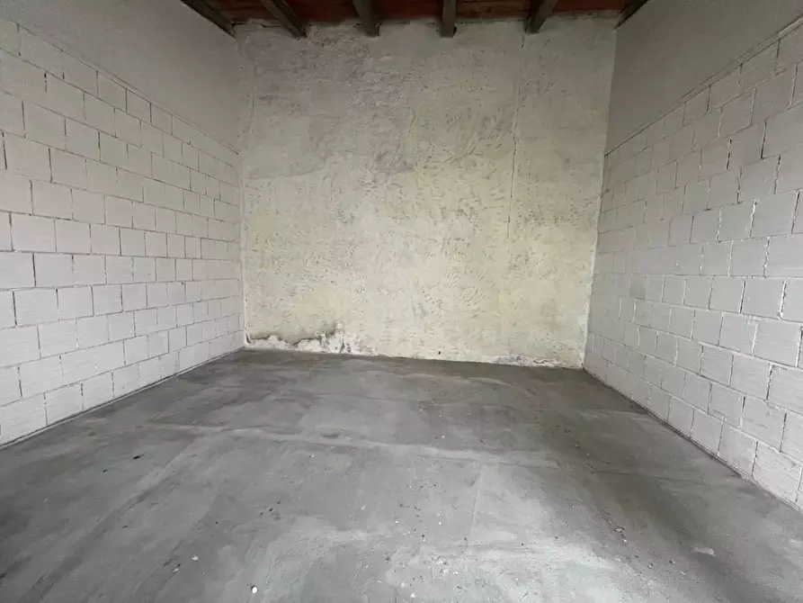 Immagine 19 di Appartamento in vendita  a Capannori