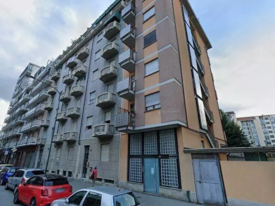 Immagine 1 di Appartamento in vendita  a Torino