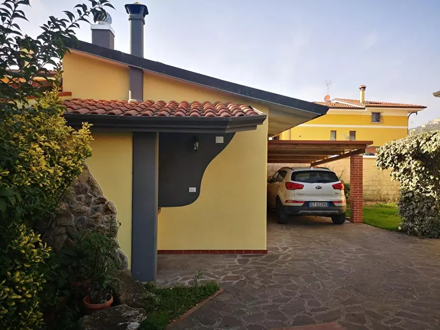 Immagine 16 di Casa bifamiliare in vendita  a Carrara