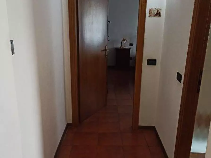 Immagine 16 di Appartamento in vendita  a Massa