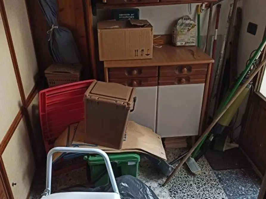 Immagine 3 di Appartamento in vendita  a Massa