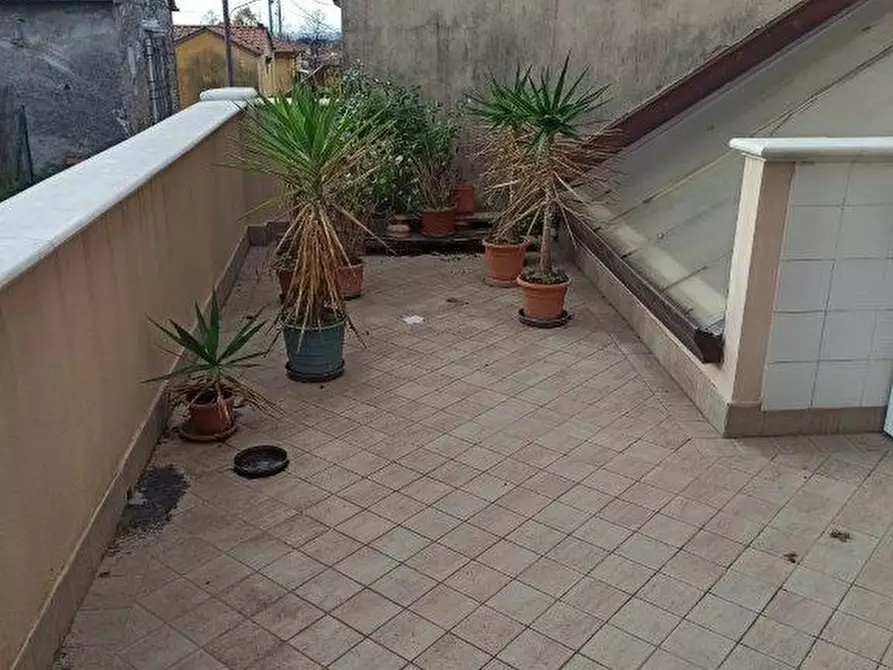 Immagine 6 di Appartamento in vendita  a Massa