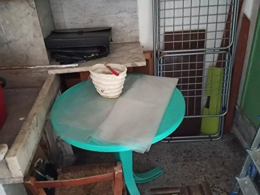 Immagine 2 di Appartamento in vendita  a Massa