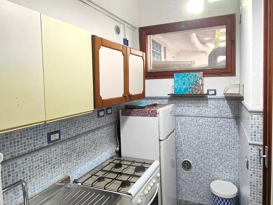 Immagine 5 di Appartamento in vendita  a Carrara