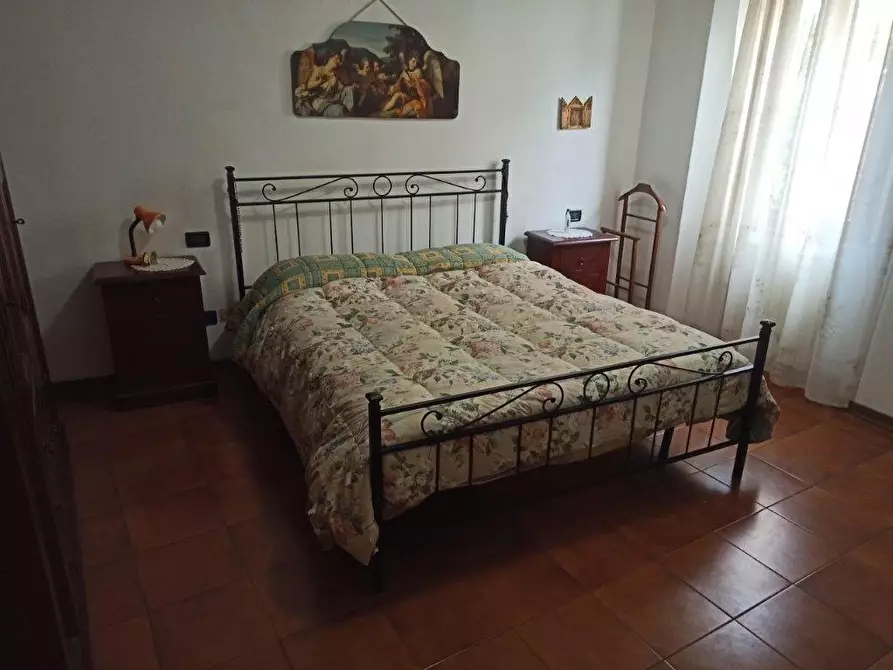 Immagine 22 di Appartamento in vendita  a Massa