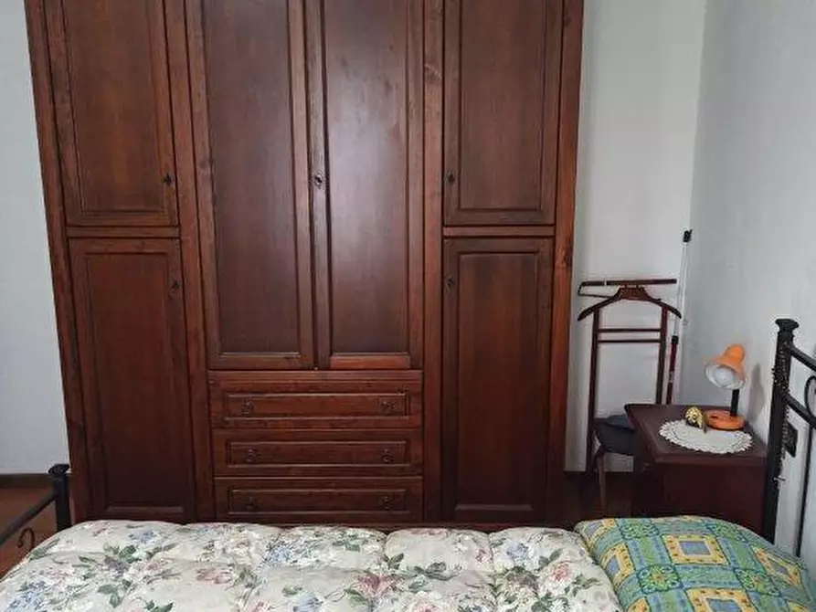 Immagine 23 di Appartamento in vendita  a Massa