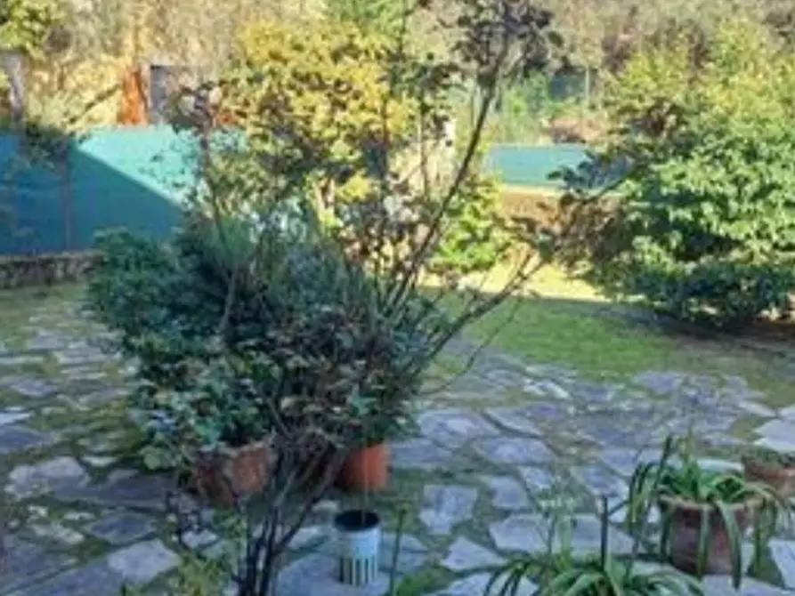 Immagine 12 di Casa indipendente in vendita  a Massa