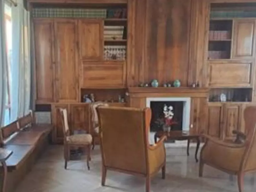 Immagine 13 di Casa indipendente in vendita  a Massa