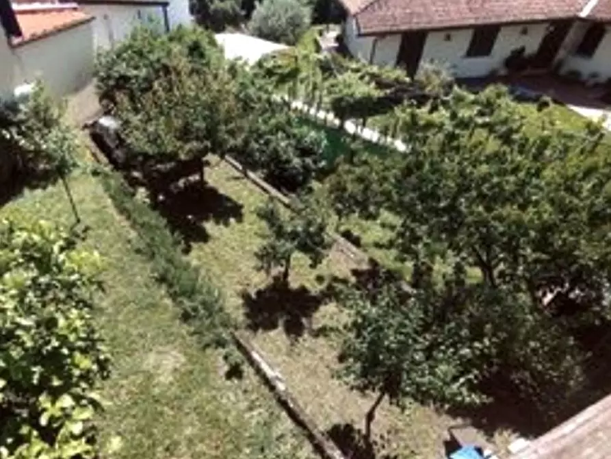 Immagine 6 di Casa indipendente in vendita  a Massa