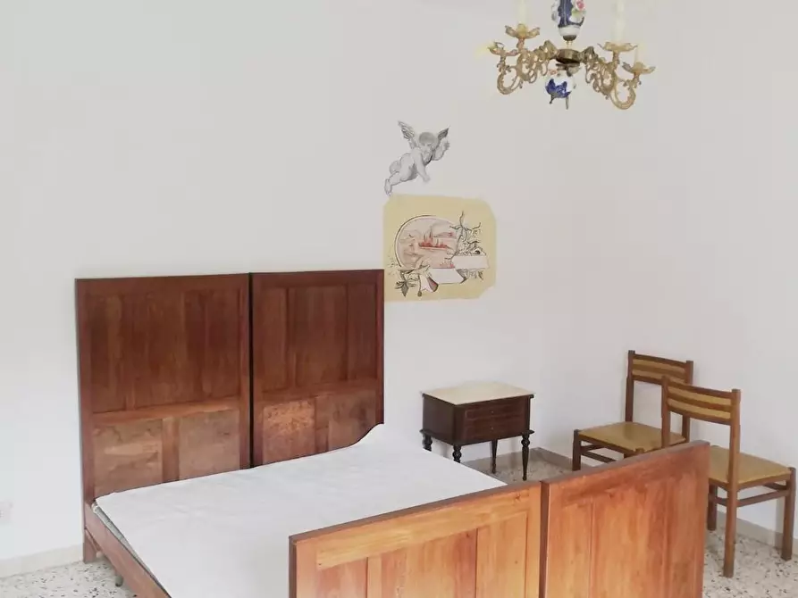 Immagine 21 di Casa semindipendente in vendita  a Lucca