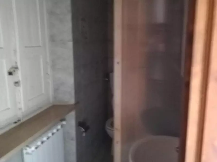 Immagine 26 di Casa semindipendente in vendita  a Lucca