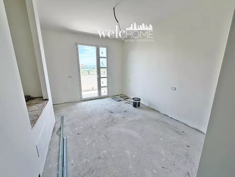 Immagine 28 di Villetta a schiera in vendita  a Campi Bisenzio