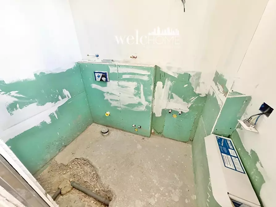 Immagine 32 di Villetta a schiera in vendita  a Campi Bisenzio
