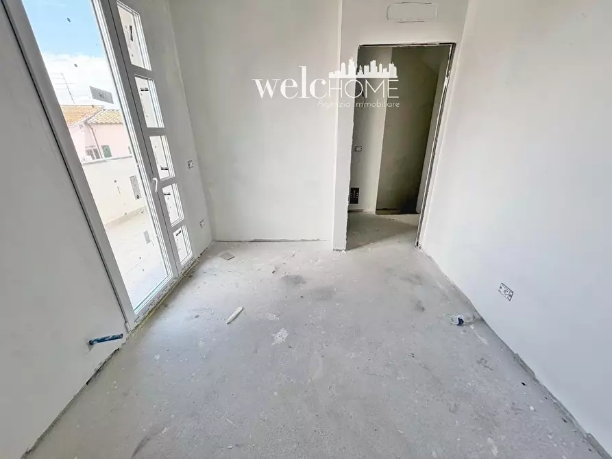 Immagine 8 di Villetta a schiera in vendita  a Campi Bisenzio
