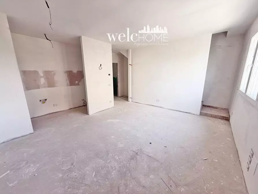 Immagine 29 di Villetta a schiera in vendita  a Campi Bisenzio