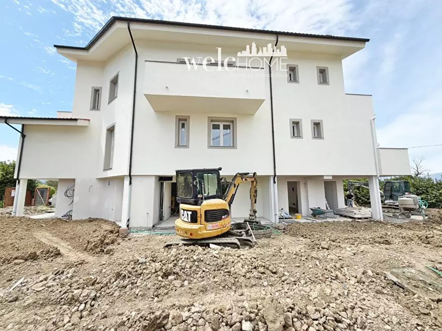Immagine 19 di Villetta a schiera in vendita  a Campi Bisenzio
