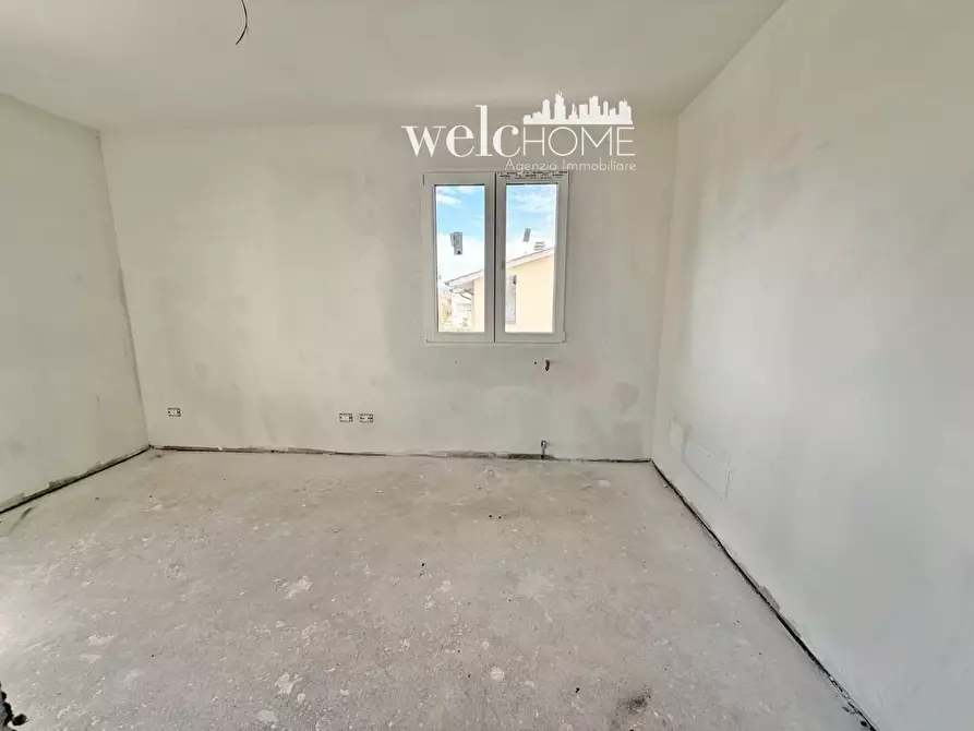 Immagine 12 di Villetta a schiera in vendita  a Campi Bisenzio