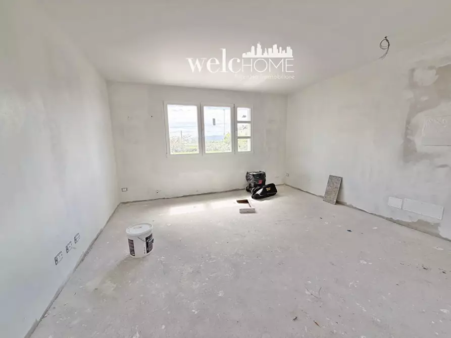 Immagine 4 di Villetta a schiera in vendita  a Campi Bisenzio