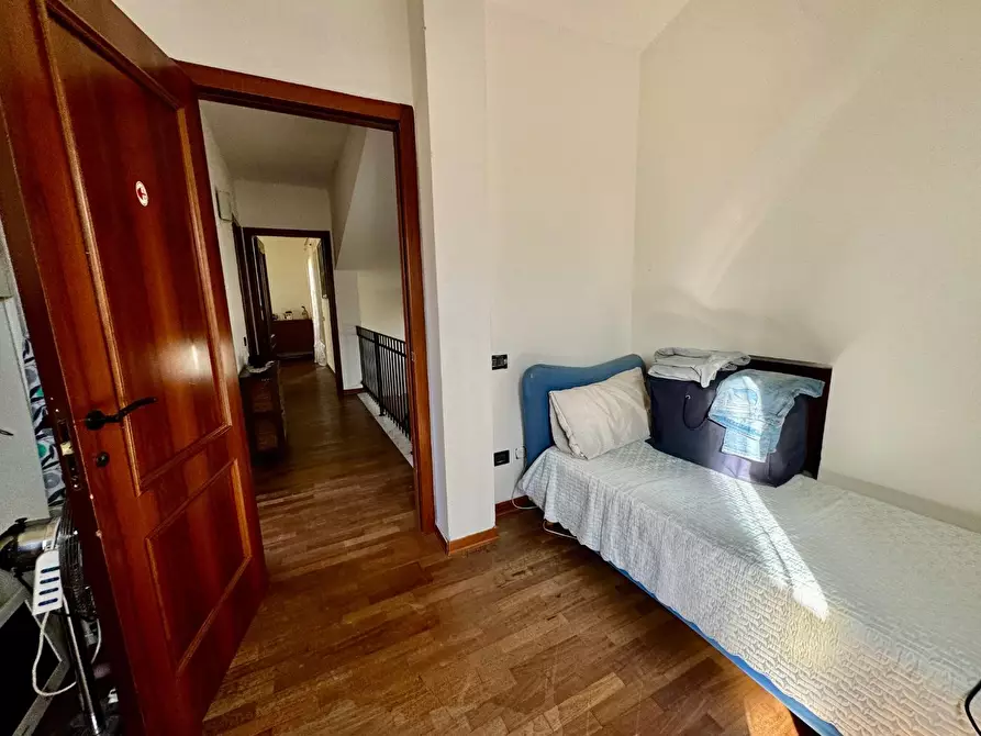 Immagine 18 di Casa indipendente in vendita  a Massa