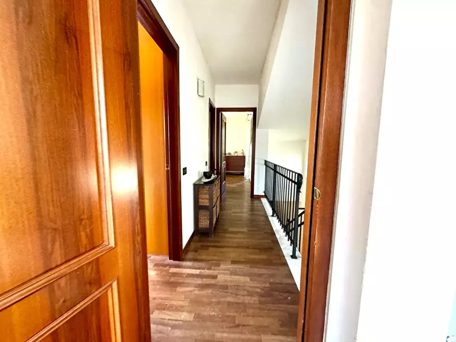 Immagine 12 di Casa indipendente in vendita  a Massa