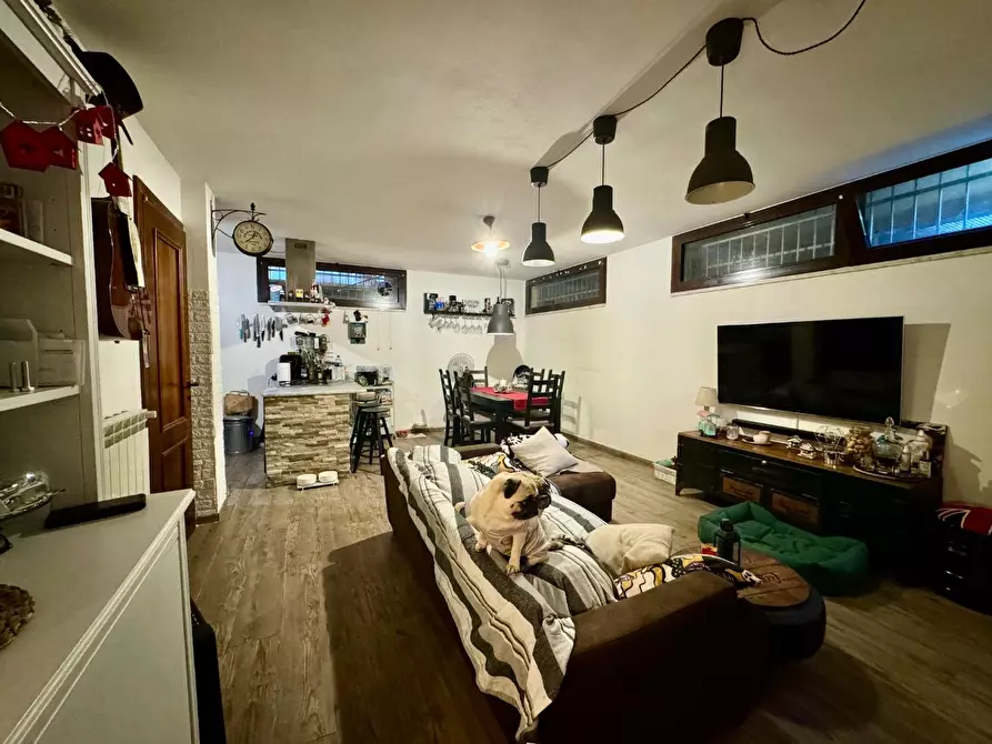 Immagine 23 di Casa indipendente in vendita  a Massa