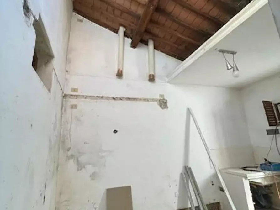 Immagine 8 di Villa in vendita  a Pisa