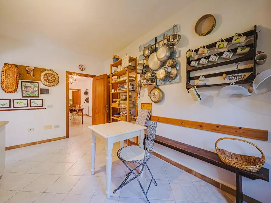 Immagine 31 di Casa colonica in vendita  a Volterra