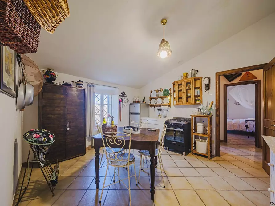 Immagine 37 di Casa colonica in vendita  a Volterra