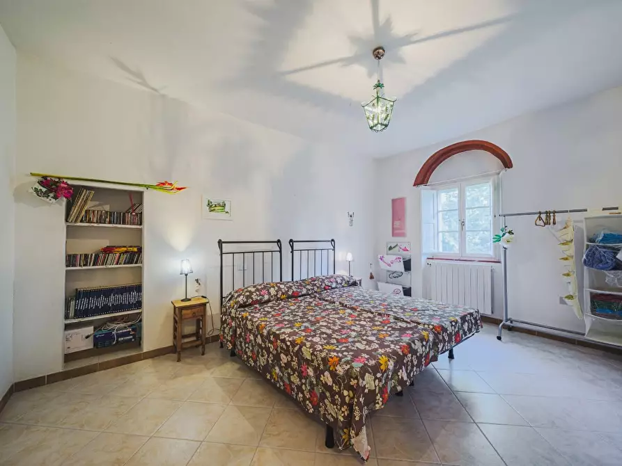 Immagine 28 di Casa colonica in vendita  a Volterra
