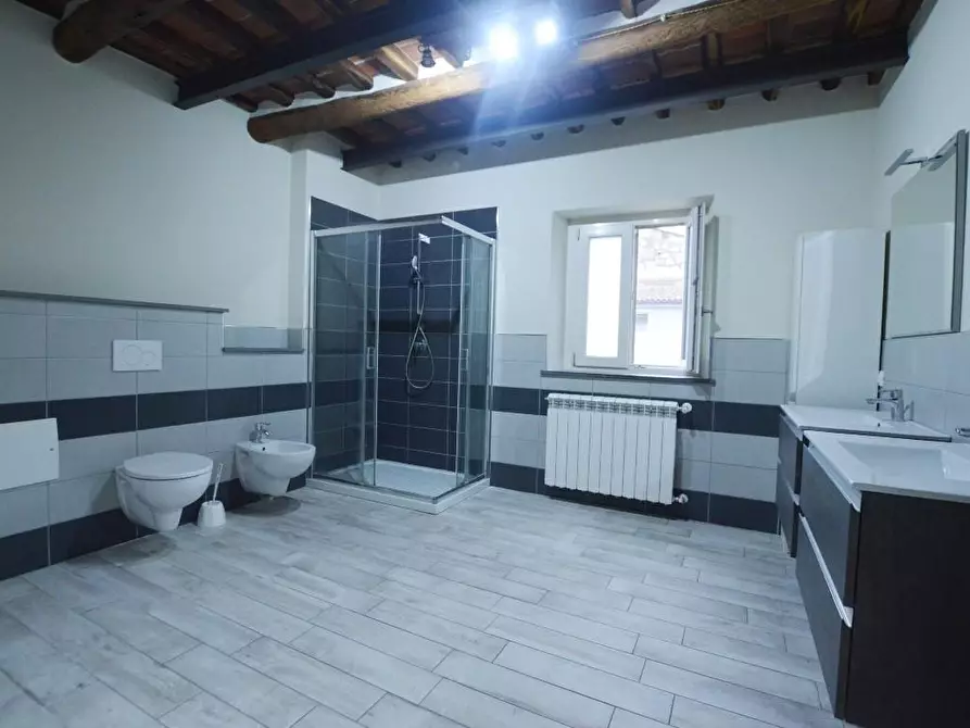 Immagine 15 di Appartamento in vendita  a Capannori