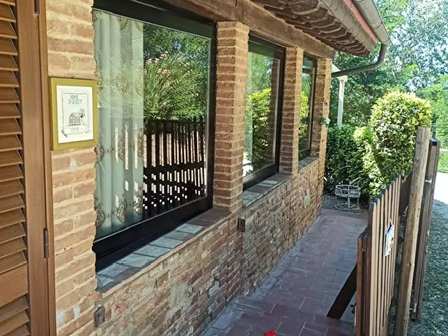 Immagine 7 di Appartamento in affitto  a Crespina Lorenzana