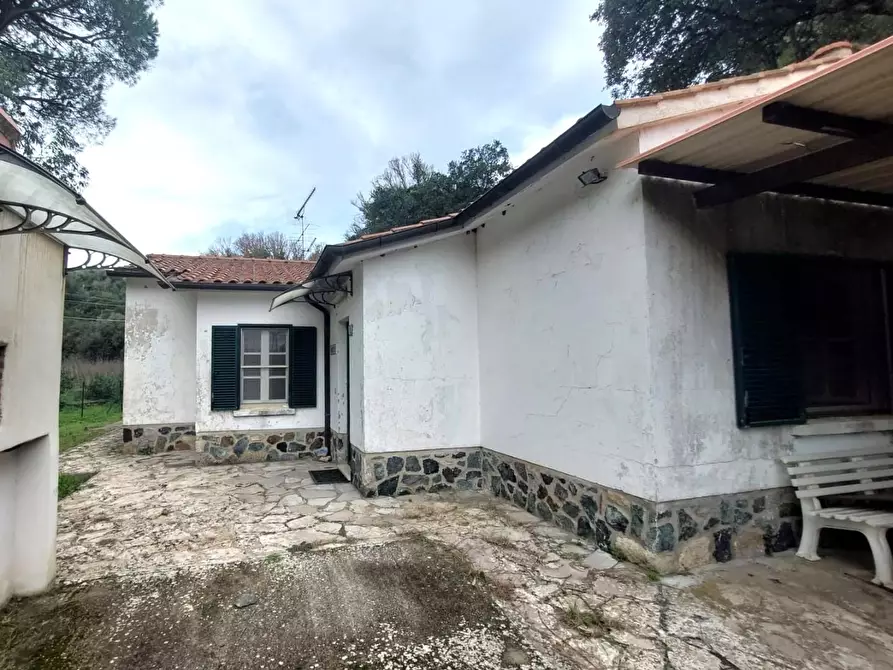 Immagine 15 di Casa indipendente in vendita  a Rio Marina