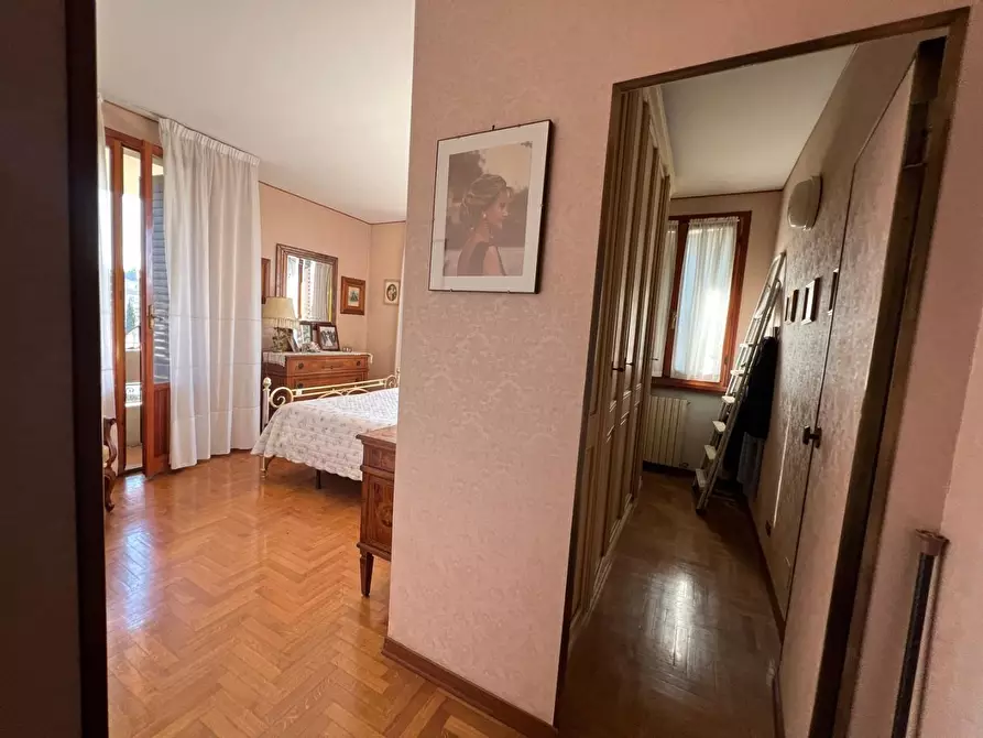 Immagine 22 di Villa in vendita  a Poggibonsi