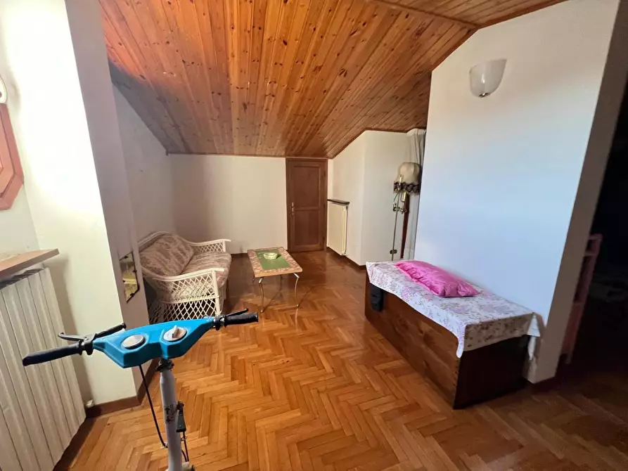 Immagine 27 di Villa in vendita  a Poggibonsi