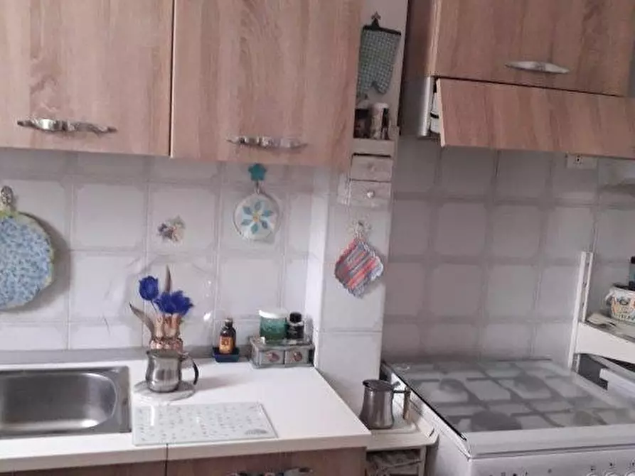 Immagine 6 di Appartamento in vendita  a Massa