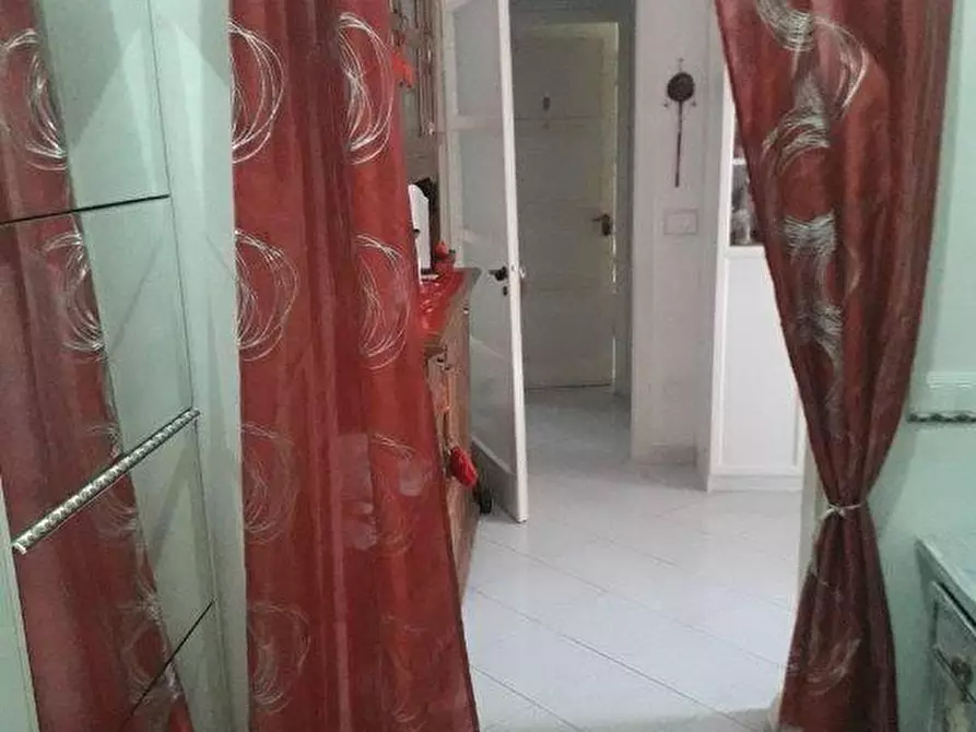 Immagine 11 di Appartamento in vendita  a Massa