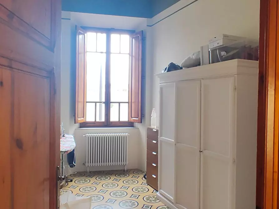 Immagine 18 di Appartamento in vendita  a Lucca