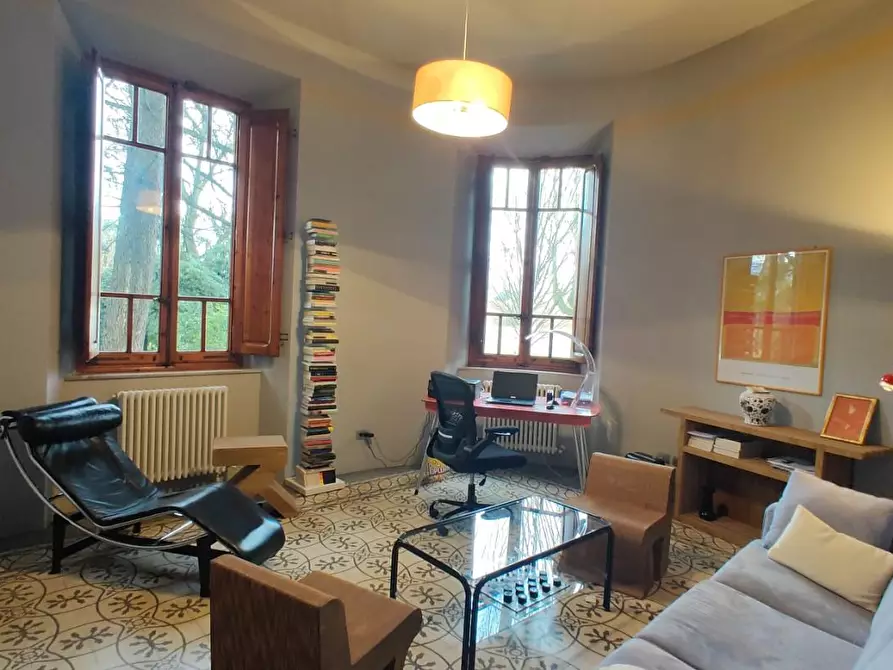 Immagine 19 di Appartamento in vendita  a Lucca