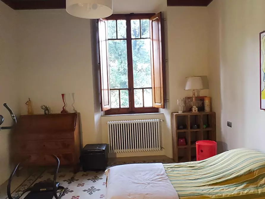 Immagine 20 di Appartamento in vendita  a Lucca