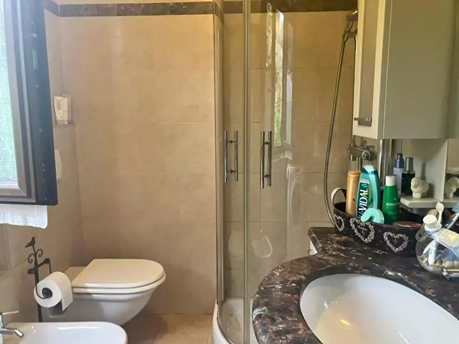 Immagine 30 di Casa semindipendente in vendita  a Carrara