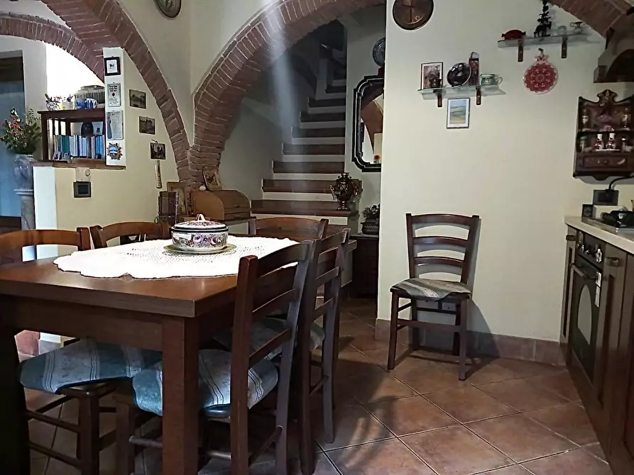 Immagine 8 di Casa semindipendente in vendita  a Carrara
