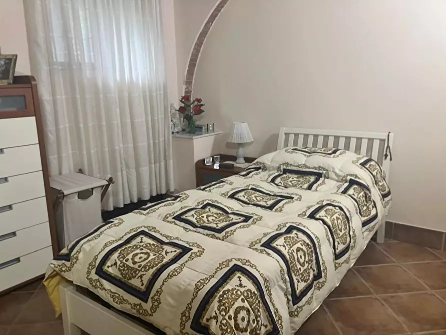Immagine 33 di Casa semindipendente in vendita  a Carrara