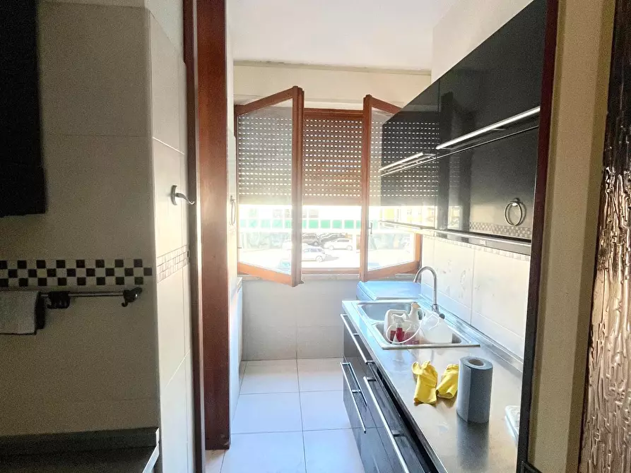 Immagine 5 di Appartamento in vendita  a Massa