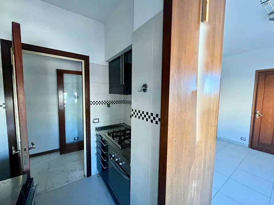 Immagine 6 di Appartamento in vendita  a Massa