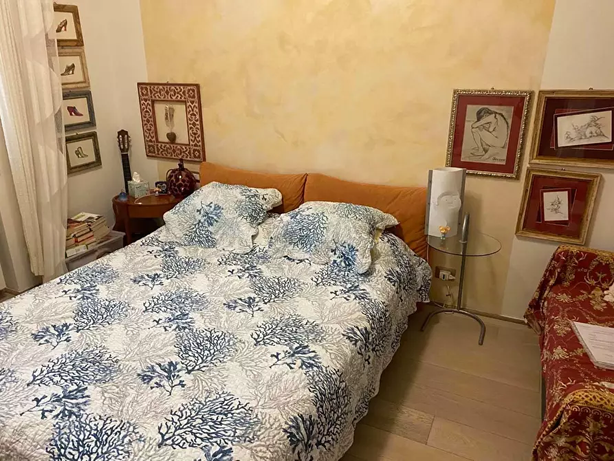 Immagine 6 di Appartamento in vendita  a Viareggio