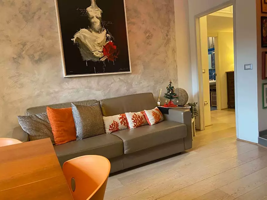 Immagine 5 di Appartamento in vendita  a Viareggio